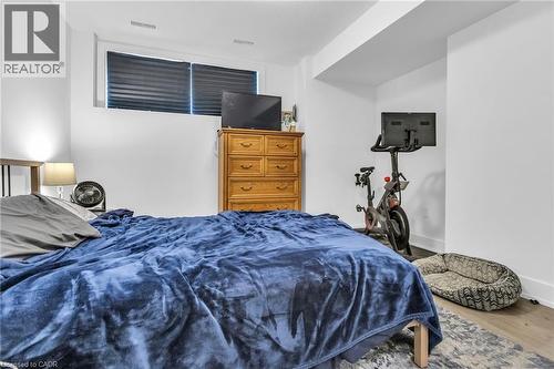 99 Roger Street Unit# 43, Waterloo, ON - Indoor Photo Showing Bedroom