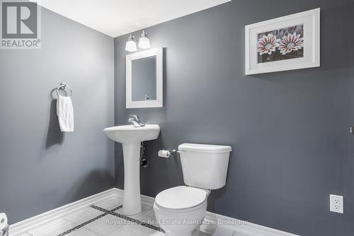 3467 Eglinton Avenue W, Mississauga, ON - Indoor Photo Showing Bathroom
