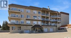204 227 Pinehouse DRIVE  Saskatoon, SK S7K 6N9