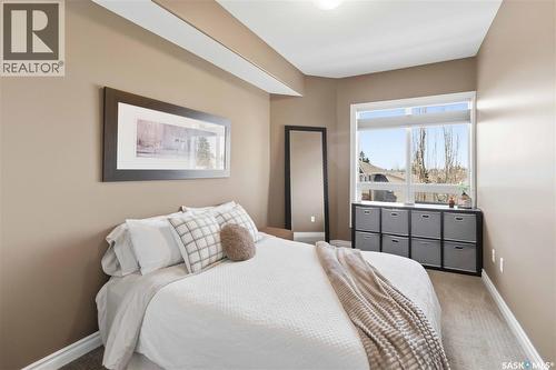 204 227 Pinehouse Drive, Saskatoon, SK - Indoor Photo Showing Bedroom