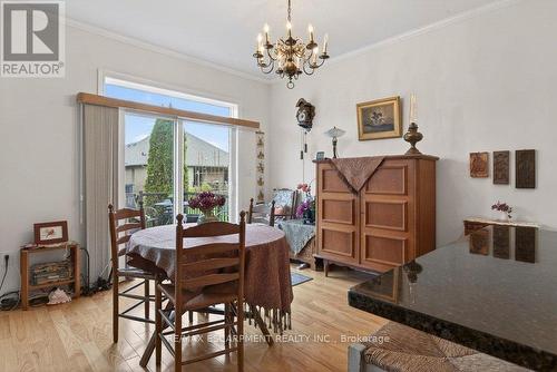 30 Galloway Trail, Welland, ON - Indoor Photo Showing Dining Room