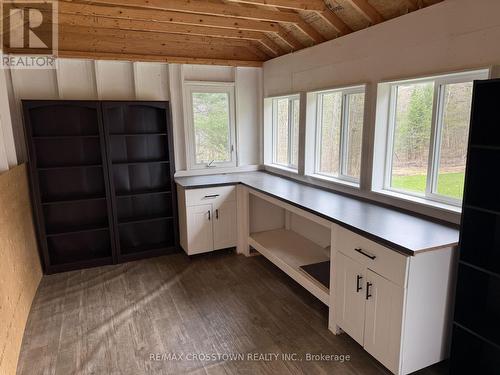 Studio - 1161 Uffington Road, Bracebridge, ON - Indoor