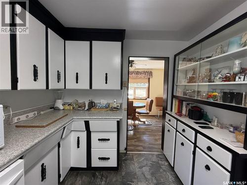 117 3Rd Avenue Nw, Watson, SK - Indoor Photo Showing Kitchen