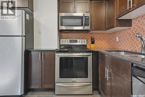 1005 320 5Th Avenue N, Saskatoon, SK - Indoor Photo Showing Kitchen With Stainless Steel Kitchen
