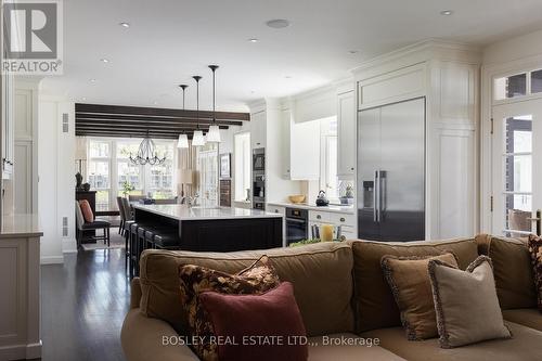 472 Gage Street, Niagara-On-The-Lake (Town), ON - Indoor Photo Showing Living Room
