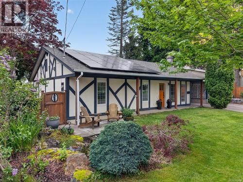 1404 Albatross Ave  Comox, BC V9M 3B2