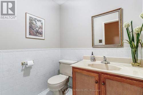 4217 Schneider Court, Mississauga, ON - Indoor Photo Showing Bathroom