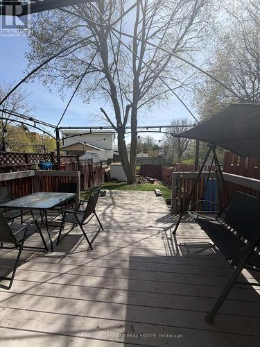 6 Cedarhill Crescent, Kitchener, ON - Outdoor
