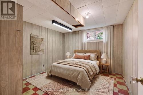 Photo has been virtually staged - 989 Connaught Avenue, Ottawa, ON - Indoor Photo Showing Bedroom