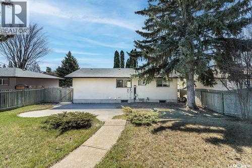 1742 Richardson Road, Saskatoon, SK - Outdoor