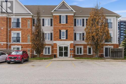 301 - 90 ASPEN SPRINGS DRIVE  Clarington (Bowmanville), ON L1C 5N3