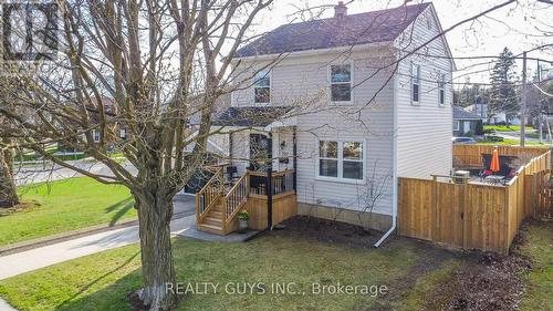 727 Chesterfield Avenue, Peterborough (Northcrest Ward 5), ON - Outdoor