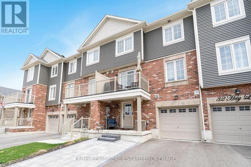 34 HAY LANE  Barrie, ON L9J 0V5
