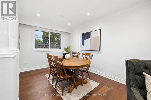 5187 Carousel Court, Burlington, ON - Indoor Photo Showing Dining Room