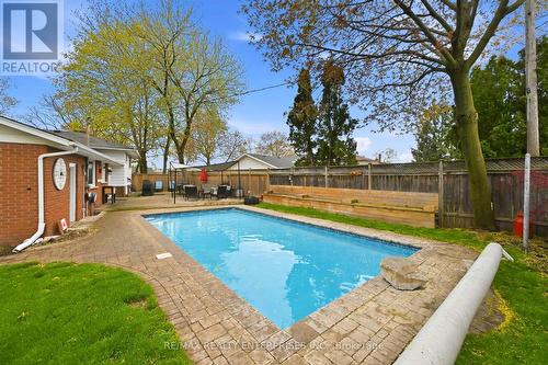 5187 Carousel Court, Burlington, ON - Outdoor With In Ground Pool With Backyard