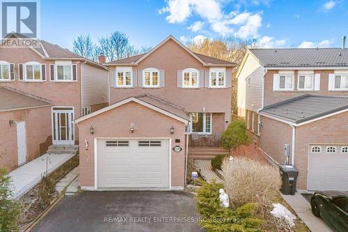 54 NIAGARA PLACE  Brampton, ON L6S 4Y8