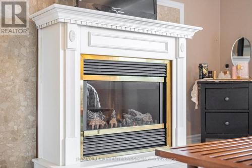 54 Niagara Place, Brampton, ON - Indoor