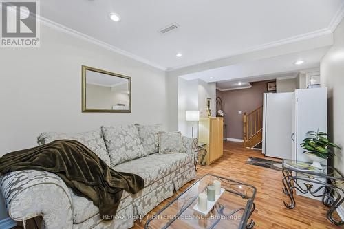 54 Niagara Place, Brampton, ON - Indoor Photo Showing Living Room