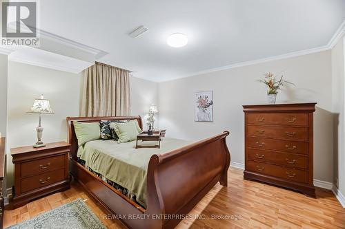 54 Niagara Place, Brampton, ON - Indoor Photo Showing Bedroom