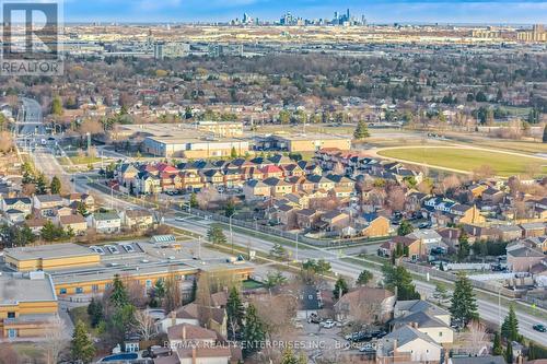 54 Niagara Place, Brampton, ON - Outdoor With View