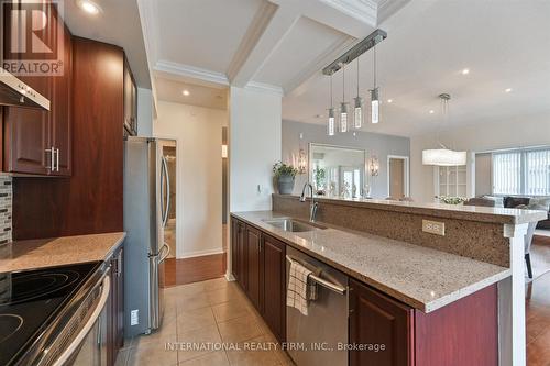 111 - 3075 Thomas Street, Mississauga, ON - Indoor Photo Showing Kitchen With Upgraded Kitchen