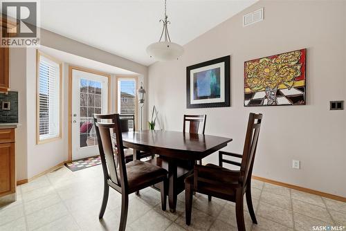 7211 Maple View Crescent, Regina, SK - Indoor Photo Showing Dining Room