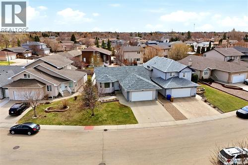 7211 Maple View Crescent, Regina, SK - Outdoor