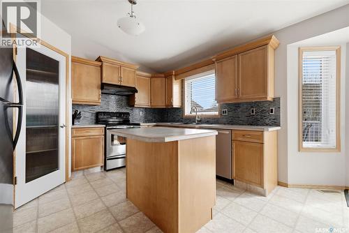 7211 Maple View Crescent, Regina, SK - Indoor Photo Showing Kitchen