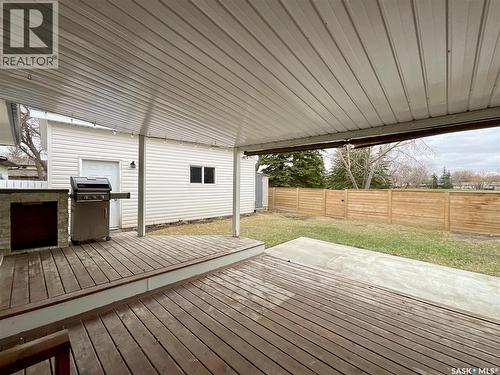 10 Chase Crescent, Regina, SK - Outdoor With Deck Patio Veranda With Exterior
