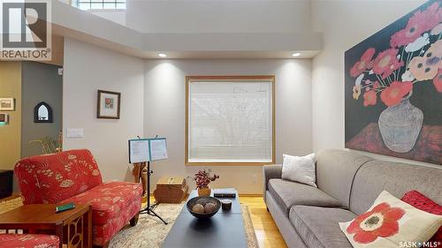 11172 Wascana Meadows, Regina, SK - Indoor