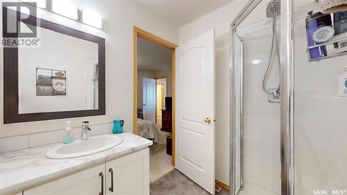 11172 Wascana Meadows, Regina, SK - Indoor Photo Showing Bathroom