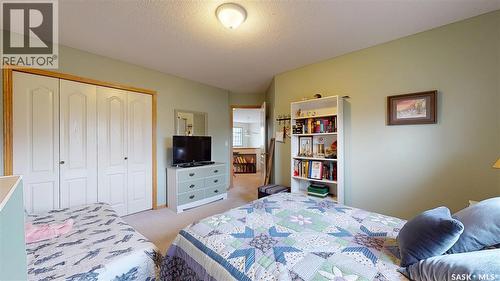 11172 Wascana Meadows, Regina, SK - Indoor Photo Showing Bedroom