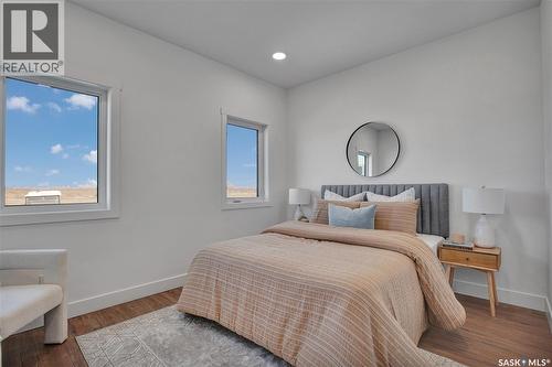 101 Emma Crescent, Martensville, SK - Indoor Photo Showing Bedroom
