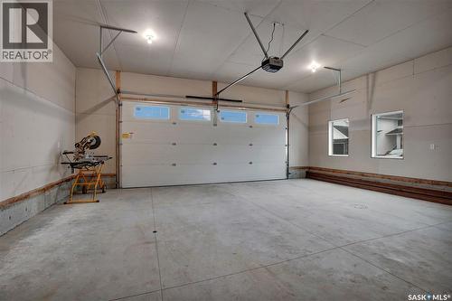 101 Emma Crescent, Martensville, SK - Indoor Photo Showing Garage