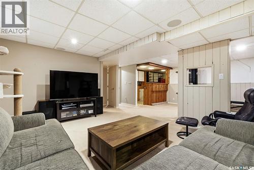10 Hayes Crescent, Regina, SK - Indoor
