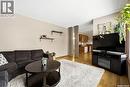 10 Hayes Crescent, Regina, SK  - Indoor Photo Showing Living Room 