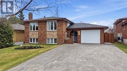 1523 Lansing Avenue Sudbury, ON P3A 4E1