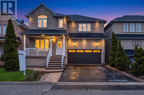 29 BEACHPOINT BOULEVARD  Brampton, ON L7A 2T7