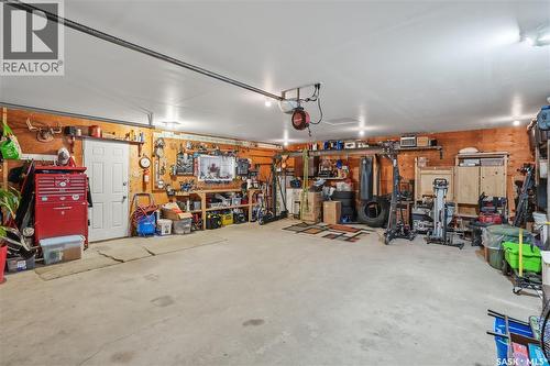 119 Pappas Crescent, Regina, SK - Indoor Photo Showing Garage