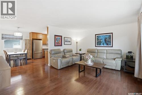 119 Pappas Crescent, Regina, SK - Indoor Photo Showing Living Room