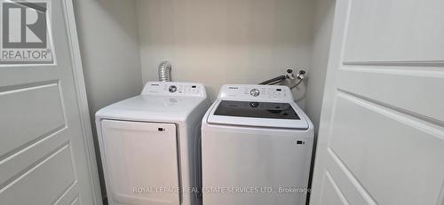 150 William Booth Avenue, Newmarket, ON - Indoor Photo Showing Laundry Room