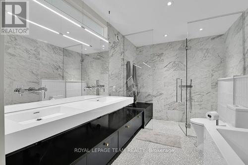 353 Winston Avenue, Ottawa, ON - Indoor Photo Showing Bathroom
