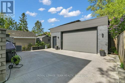 353 Winston Avenue, Ottawa, ON - Outdoor With Exterior