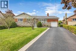 22 PERCY Court  Hamilton, ON L6T 1W6