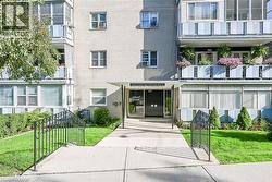 107 ST JOSEPH'S Drive Unit# 405  Hamilton, ON L8N 2G1