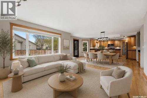 9382 Wascana Mews, Regina, SK - Indoor Photo Showing Living Room