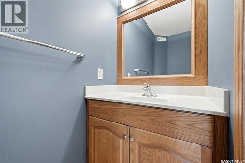 9382 Wascana Mews, Regina, SK - Indoor Photo Showing Bathroom