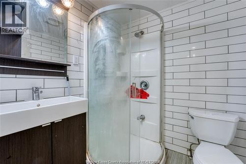 41 Giles Boulevard, Windsor, ON 