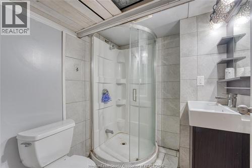 41 Giles Boulevard, Windsor, ON 