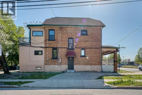 41 Giles Boulevard, Windsor, ON 